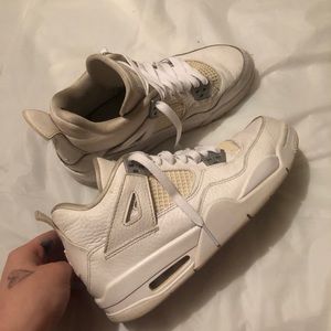 JORDAN 4 RETROS ‘PURE MONEY’